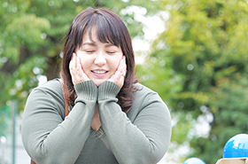 20年間セックスレスの超豊満な爆乳素人妻、久しぶりの快楽に我忘れる。 美里（43歳/K-cup） サンプル動画サムネイル